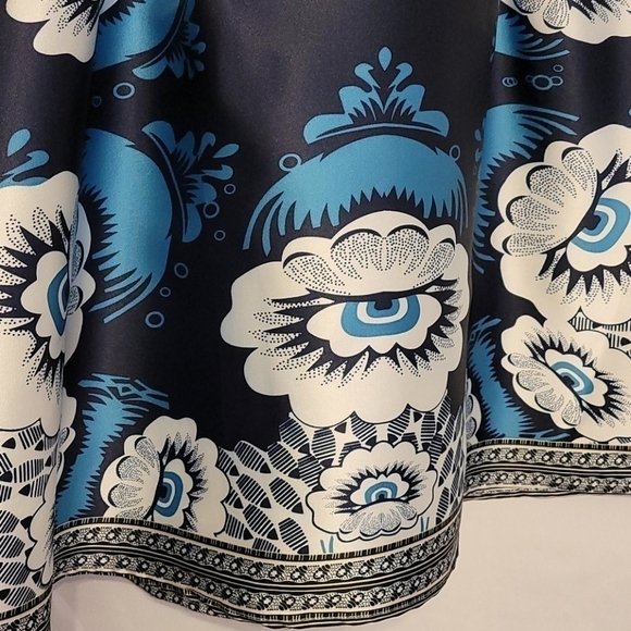 COUER De Vague Fit And Flare Floral Dress - Picture 4 of 11